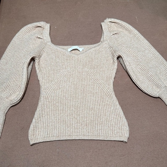 Astr Tan V-Neck Sweater with Puff Sleeves - Picture 5 of 8